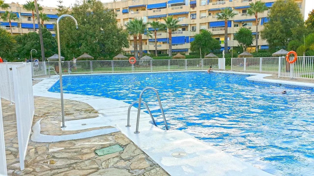 아파트 Golf Coast Los Alamos, Primera Linea De Playa 토레몰리노스